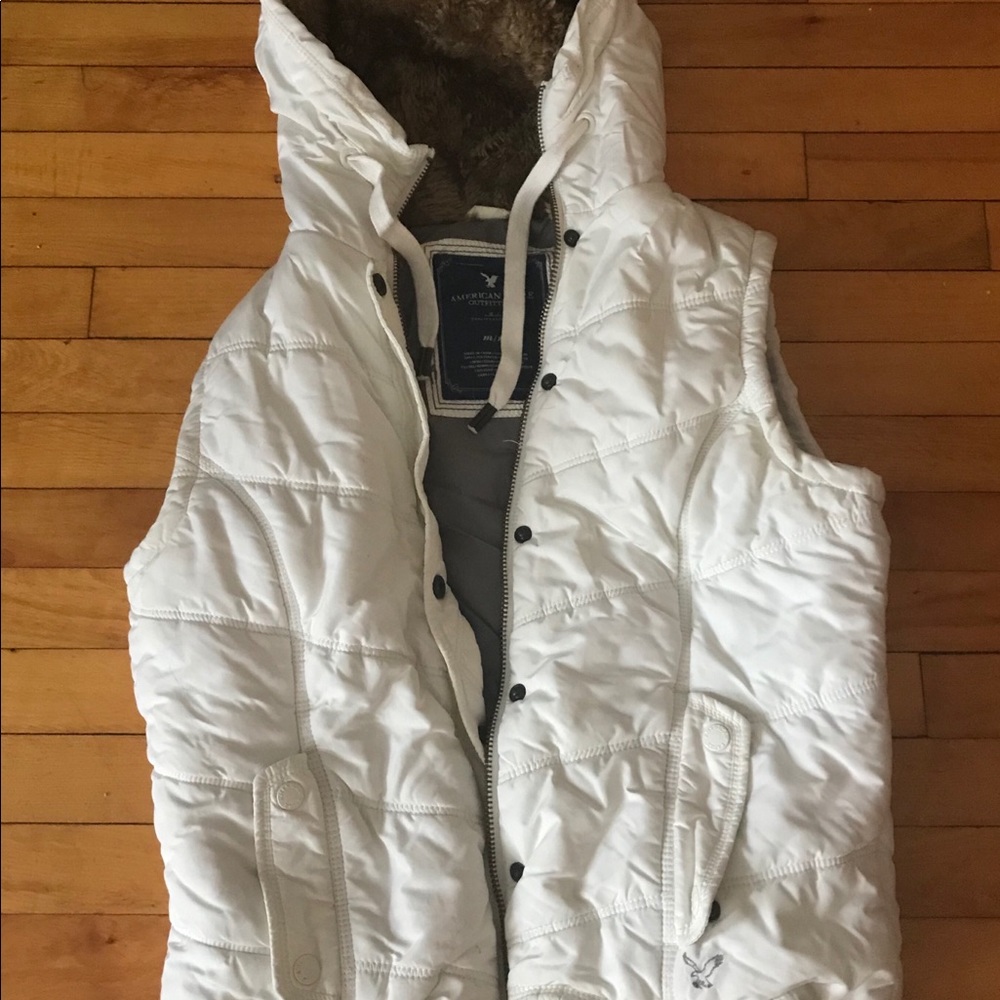 White vest